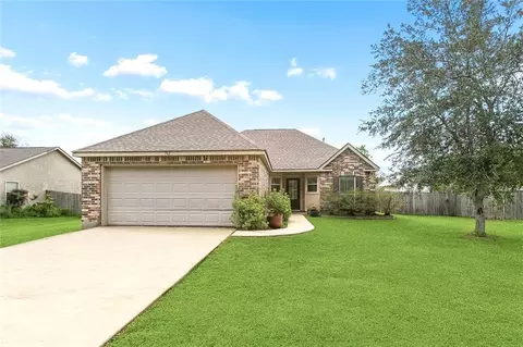 782 Strawberry Fields Ln, Ponchatoula, LA 70454