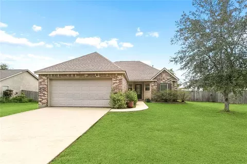 782 Strawberry Fields Ln, Ponchatoula, LA 70454