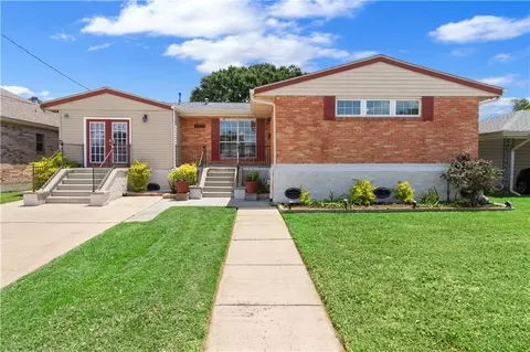 4221 Haring Rd, Metairie, LA 70006