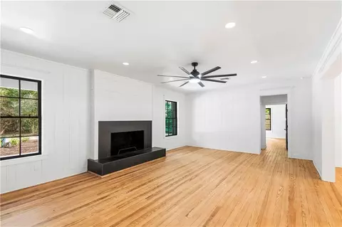 Living - 72287 Military Rd, Covington, LA 70435 photo 1 of 2