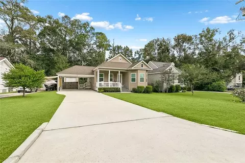 Exterior - 412 W 13th Ave, Covington, LA 70433 photo 2 of 6