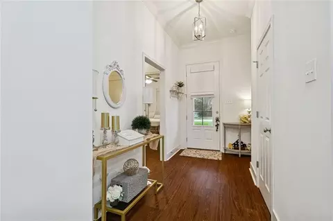 Entry Way - 412 W 13th Ave, Covington, LA 70433 photo 1 of 1
