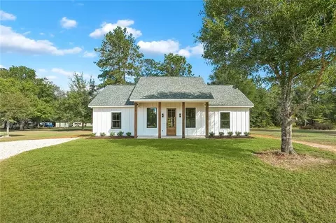 45235 Deja Vu Ln, Franklinton, LA 70438