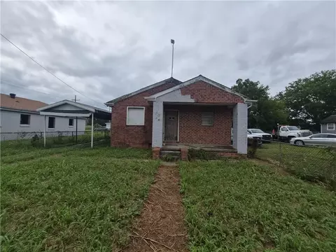 1310 Charbonnet St, New Orleans, LA 70117