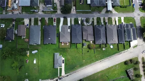 2120 Mardi Gras Blvd, New Orleans, LA 70114