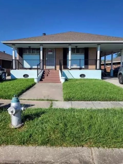 7110 12 Bunker Hill Rd, New Orleans, LA 70127