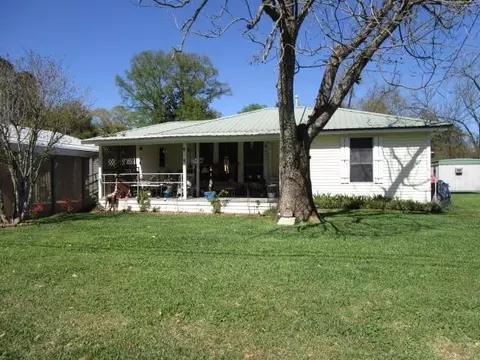 2015 Simmons St, Alexandria, LA 71301