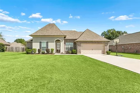 41274 Covey Run, Hammond, LA 70403