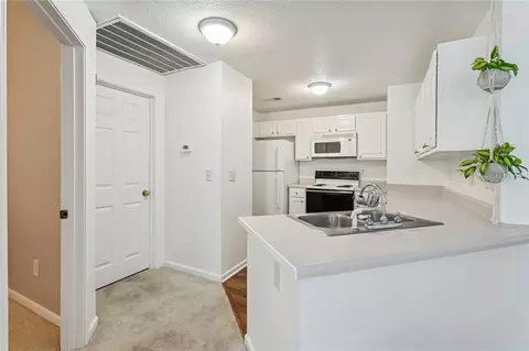 Kitchen - 350 Emerald Forest Blvd #19202, Covington, LA 70433 photo 1 of 3