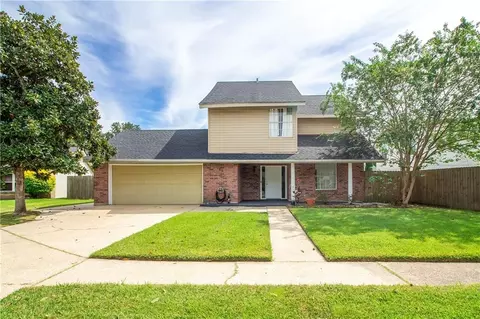 256 Brest Ct, Laplace, LA 70068