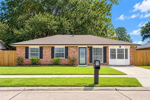 5083 Rochester Dr, Marrero, LA 70072