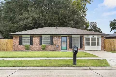 5083 Rochester Dr, Marrero, LA 70072