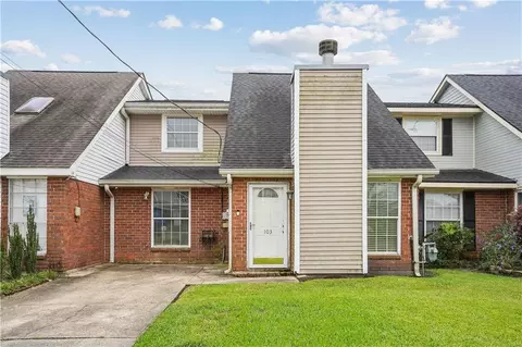 103 Stanton Hall Dr, Destrehan, LA 70047