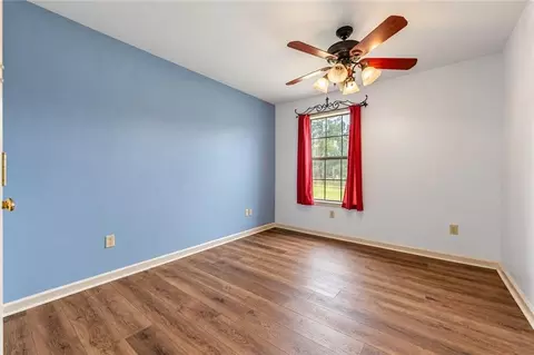Bedroom - 285 Leavines Rd, Boyce, LA 71409 photo 5 of 7