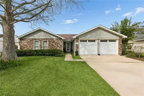 3741 Ashton Dr, Destrehan, LA 70047