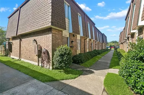 4031 Division St, Metairie, LA 70002