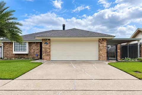 13 Blueberry Ct, Marrero, LA 70072