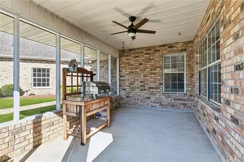 Exterior - 108 Cottage Dr, Luling, LA 70070 photo 4 of 7