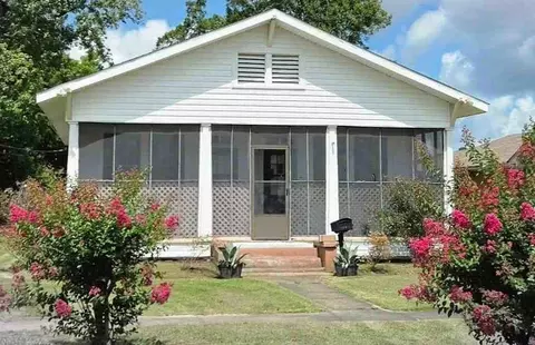 311 N 1st St, Amite, LA 70422