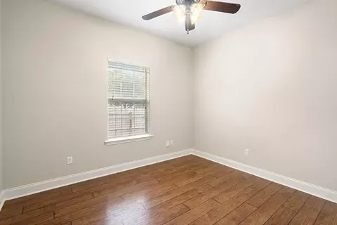 Bedroom - 104 Covington Meadow Cir, Covington, LA 70433 photo 2 of 2
