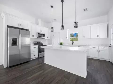 Kitchen - 2616 Guerra St, Violet, LA 70092 photo 1 of 4