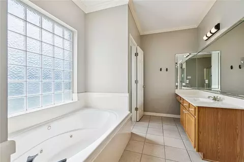 Bath - 1584 Elderberry Loop, Mandeville, LA 70448 photo 2 of 4