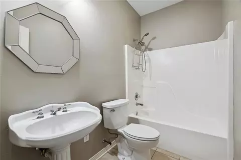 Bath - 1584 Elderberry Loop, Mandeville, LA 70448 photo 4 of 4