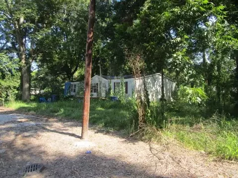 12414 Patricia Ave, Port Allen, LA 70767