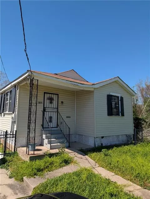2900 Clouet St, New Orleans, LA 70126