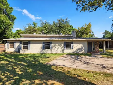 325 Shoreline Dr, Natchitoches, LA 71457
