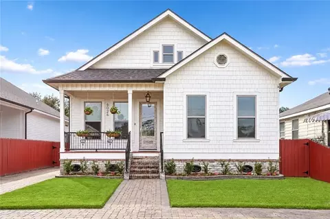 6026 Cameron Blvd, New Orleans, LA 70122