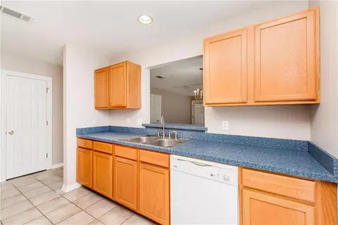 Kitchen - 113 S Gate Dr, Ponchatoula, LA 70454 photo 3 of 3