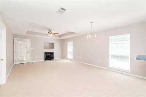 Living - 113 S Gate Dr, Ponchatoula, LA 70454 photo 1 of 4