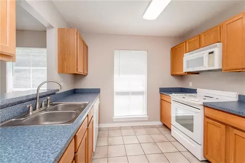 Kitchen - 113 S Gate Dr, Ponchatoula, LA 70454 photo 2 of 3