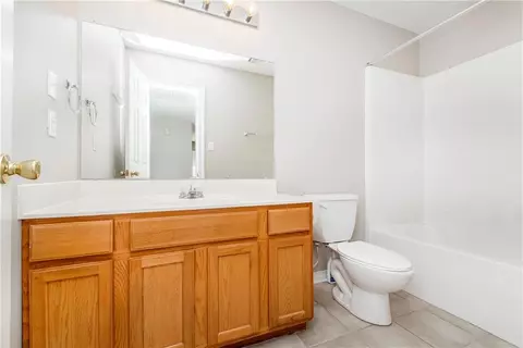 Bath - 113 S Gate Dr, Ponchatoula, LA 70454 photo 3 of 3