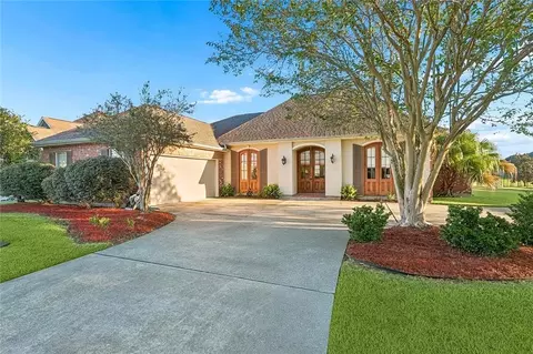 151 Riverlands Dr, Laplace, LA 70068