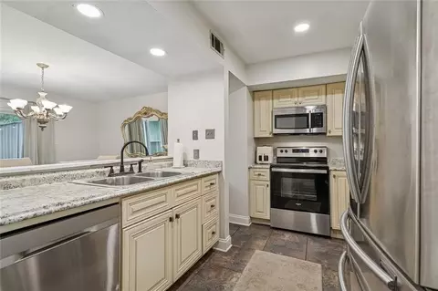 Kitchen - 54 Chamale Cv #54, Slidell, LA 70460 photo 1 of 2