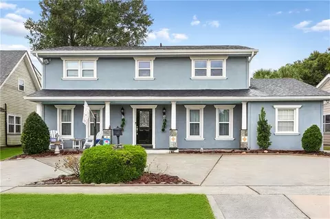 2512 Ingrid Ln, Metairie, LA 70003