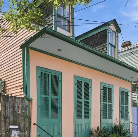 2040 Royal St, New Orleans, LA 70116