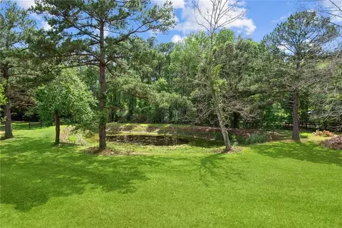 Exterior - 48 Bleu Lake Dr, Covington, LA 70435 photo 9 of 13