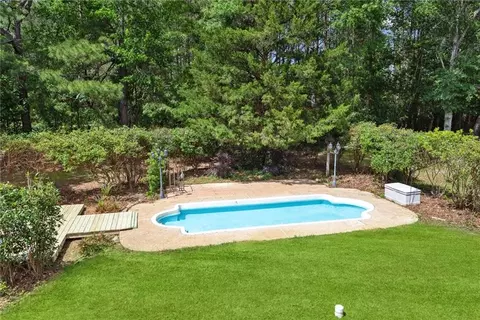 Exterior - 48 Bleu Lake Dr, Covington, LA 70435 photo 7 of 13