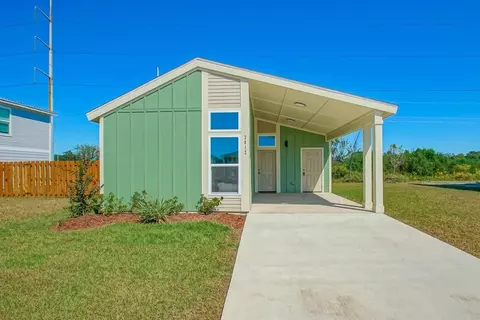 2812 Live Oak Dr, Terrytown, LA 70056