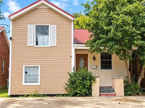 2053 Treasure St, New Orleans, LA 70122