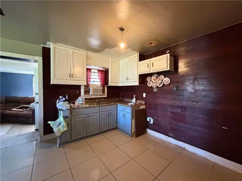 Kitchen - 1918 Illinois Ave, Kenner, LA 70062 photo 1 of 1