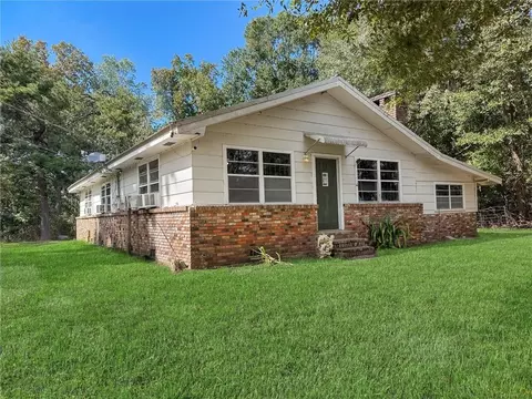 7299 Hwy 43 N Hwy, Poplarville, MS 39470