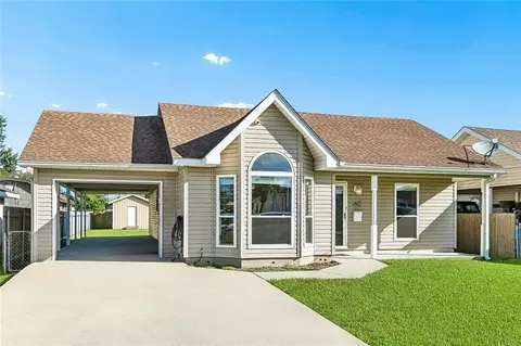 5236 Richland Dr, Marrero, LA 70072