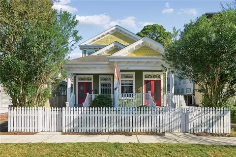 817 19 Cherokee St, New Orleans, LA 70118