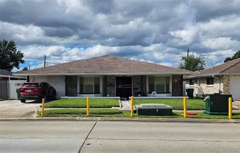 1108 Maplewood Dr, Harvey, LA 70058