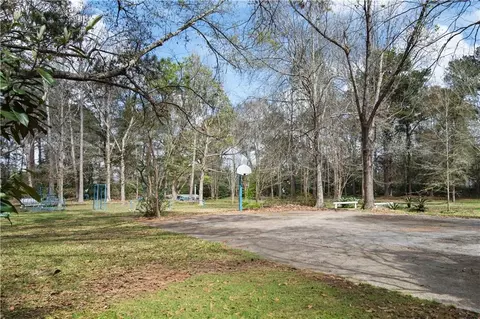 Exterior - 1 Eddins Ln, Slidell, LA 70458 photo 7 of 21