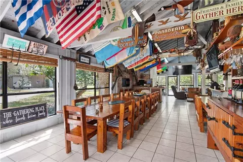 Dining - 1 Eddins Ln, Slidell, LA 70458 photo 1 of 4